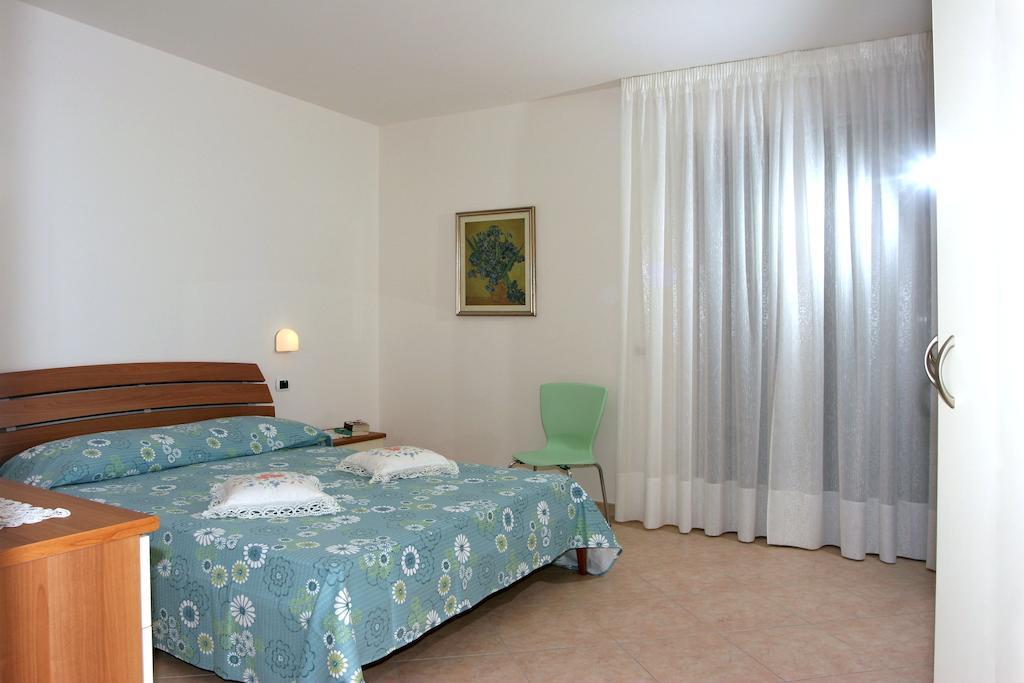 Verde Mare "Appartamenti Per Vacanze" Tortoreto Kültér fotó