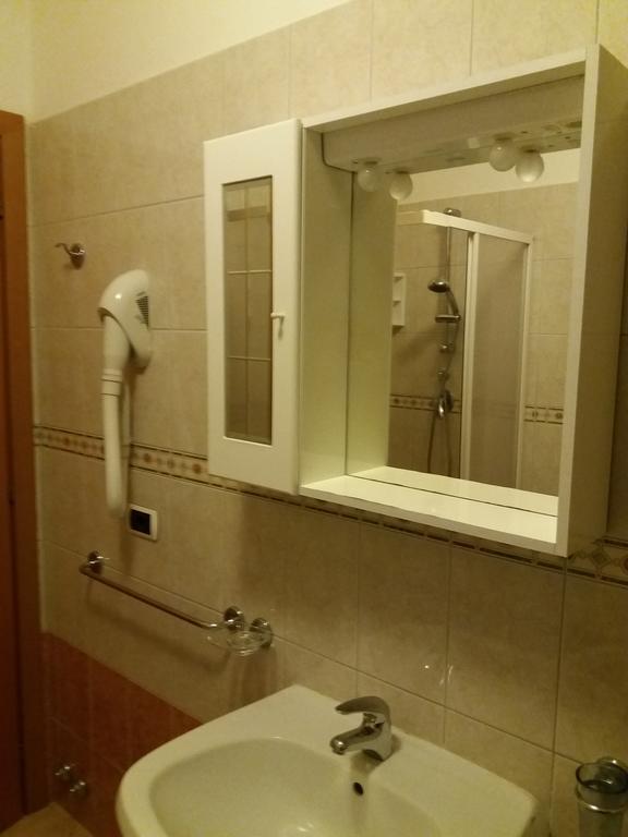 Verde Mare "Appartamenti Per Vacanze" Tortoreto Kültér fotó